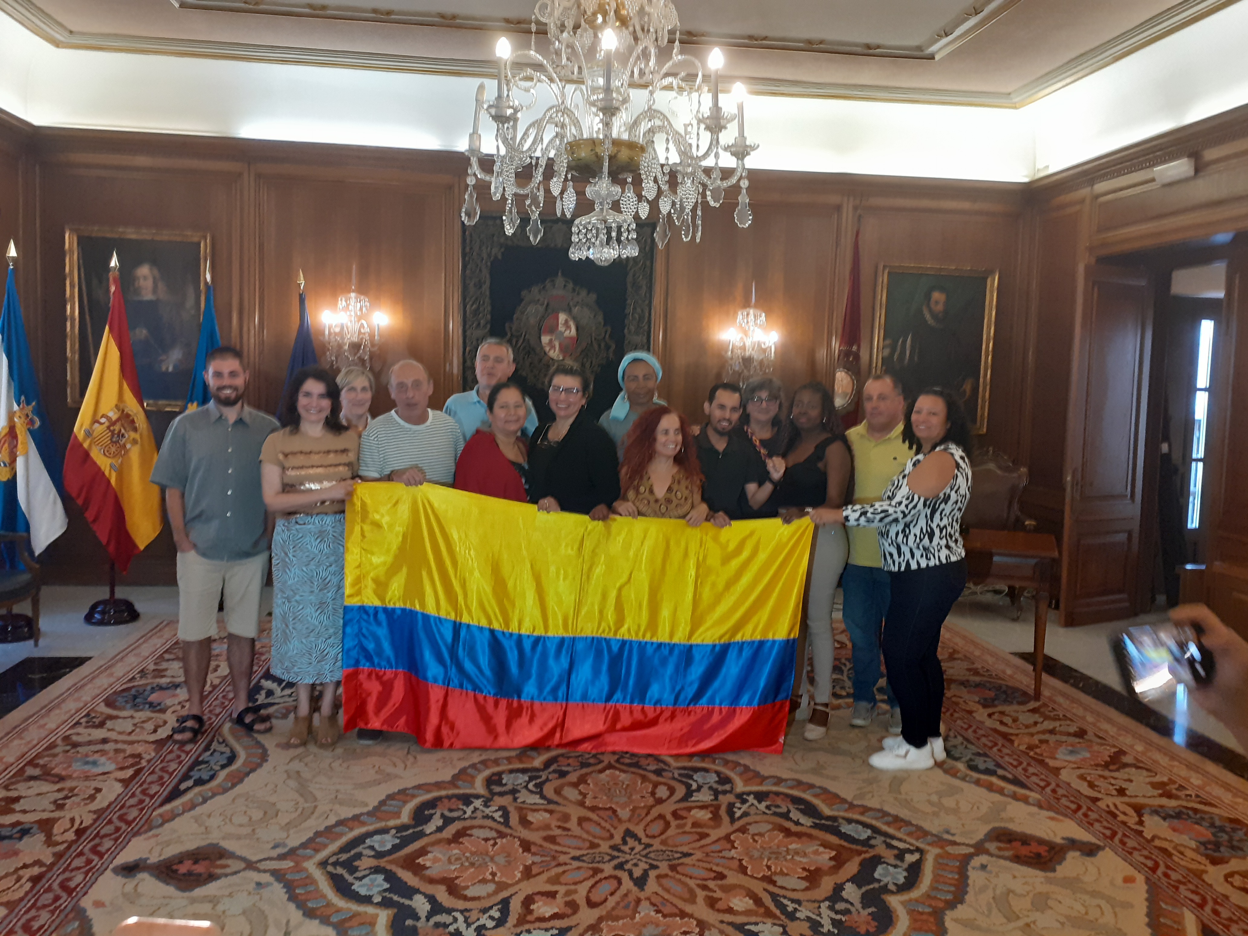 Visita de personas refugiadas del programa Asturiano de atención a víctimas de la violencia en Colombia